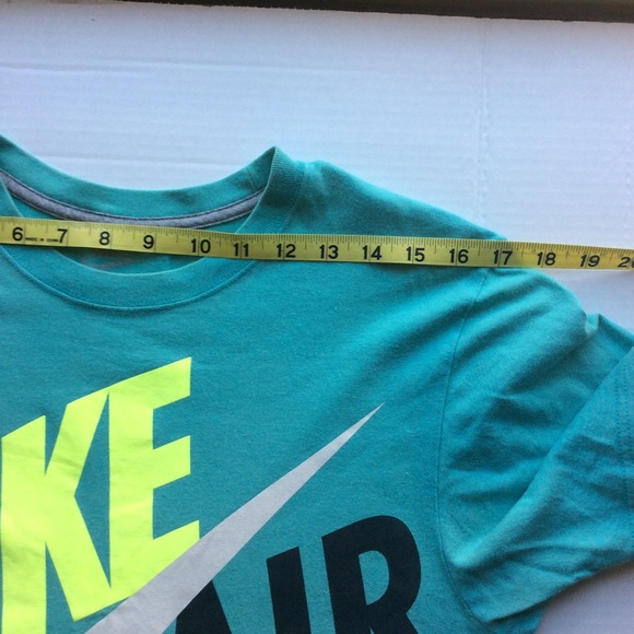 Nike GreenNeon Yellow Graphics T-Shirt, Men’s S - Picture 5 of 7